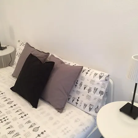 Cabella Fine Flat Apartment *