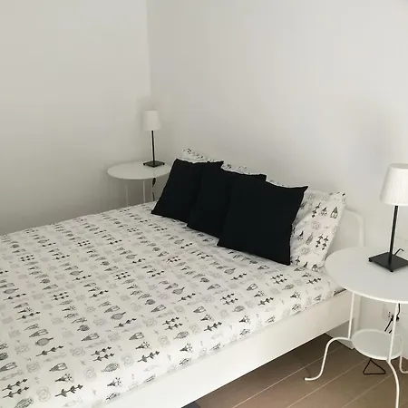 Cabella Fine Flat